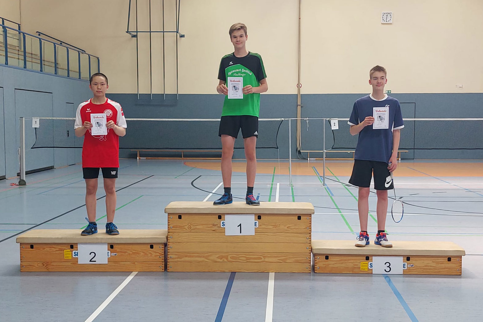 1. Platz im Jungeneinzel U19 für Marten Kloß (Flechtinger SV) - Regionalranglistenturnier 2022 in Bismark - Flechtinger SV siegreich beim Regionalranglistenturnier 2022 in Bismark - Badminton Flechtingen