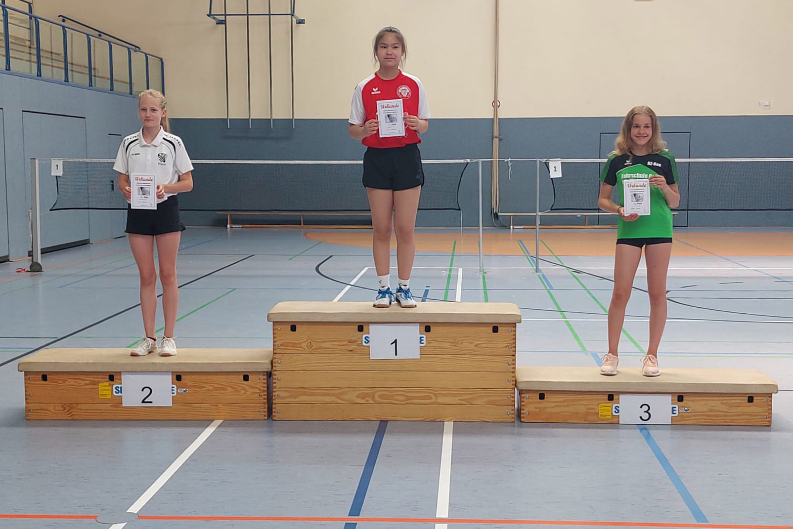3. Platz im Mädcheneinzel U15 für Noemi Schlee (Flechtinger SV) - Regionalranglistenturnier 2022 in Bismark - Flechtinger SV siegreich beim Regionalranglistenturnier 2022 in Bismark - Badminton Flechtingen